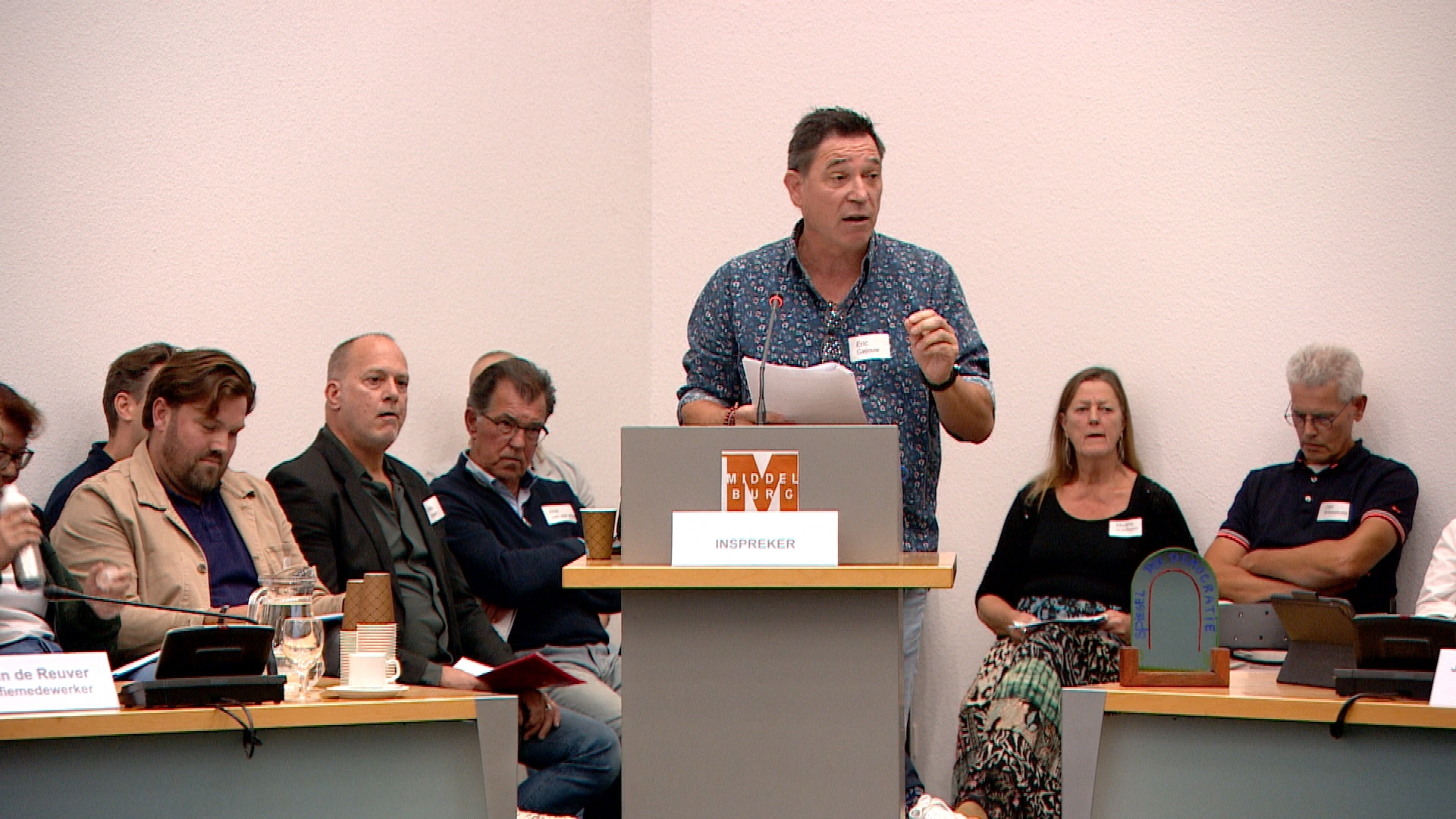 Insprekers bij commissievergadering over azc Middelburg hekelen overvaltechniek B&W
