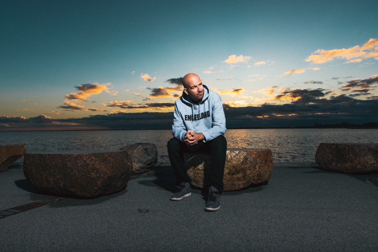 Engel in De Spot samen met Zeeuwse rappers