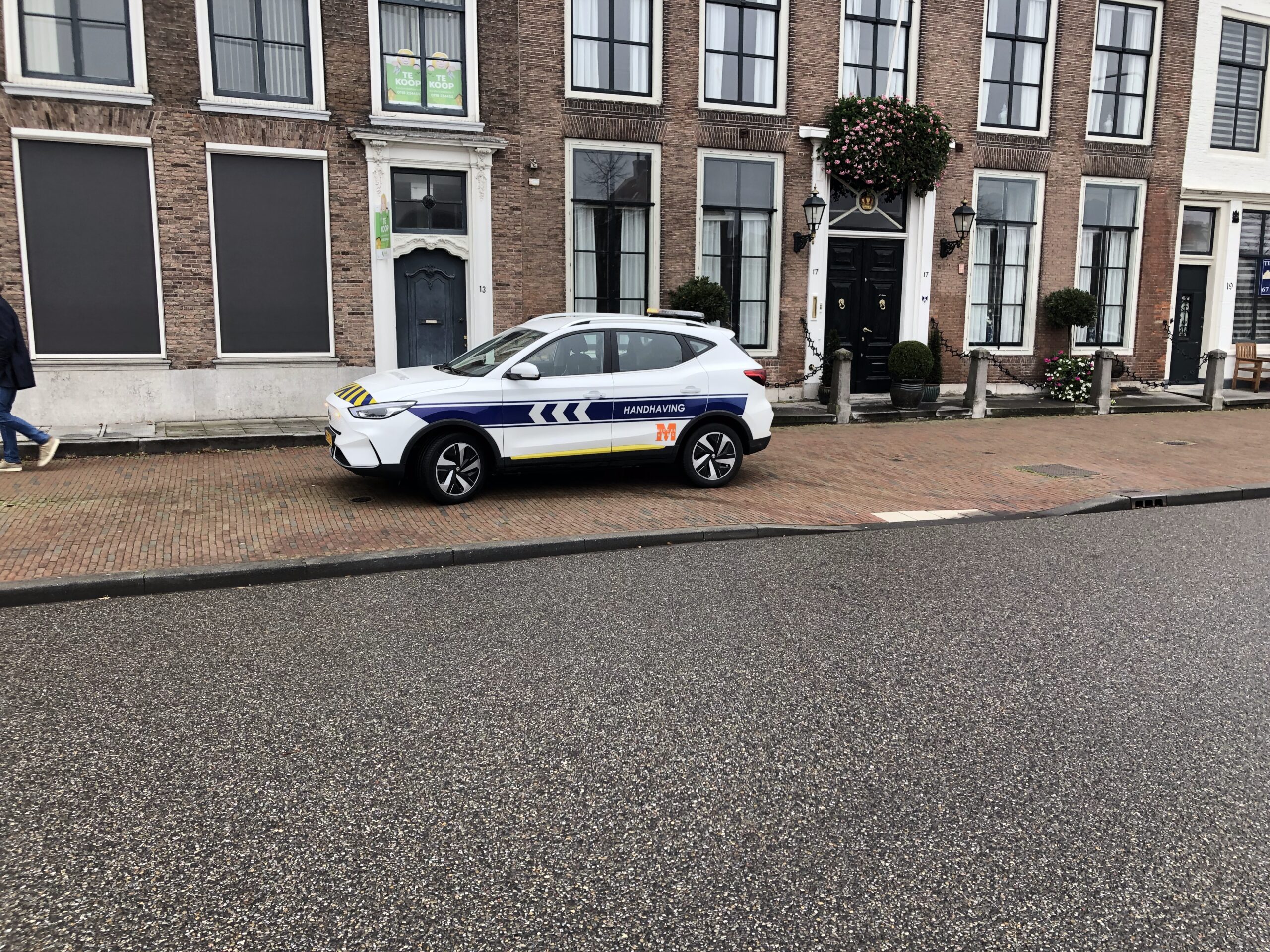 Handhaving in het weekend onbereikbaar, D66 Middelburg stelt vragen