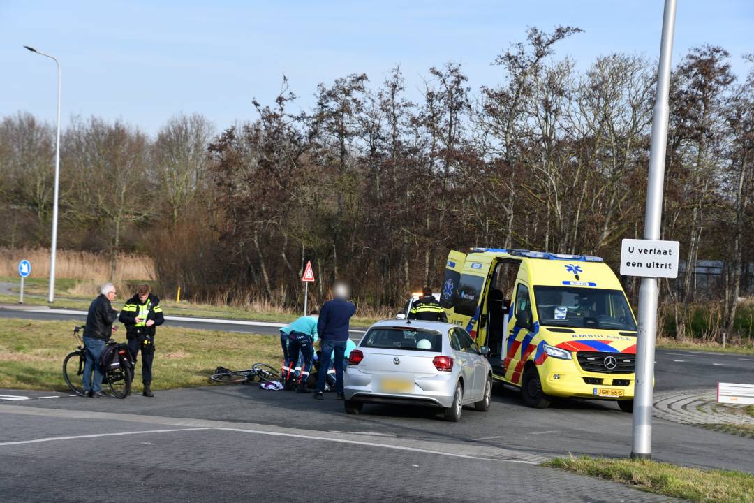 Wielrenster gewond na botsing bij Ritthem