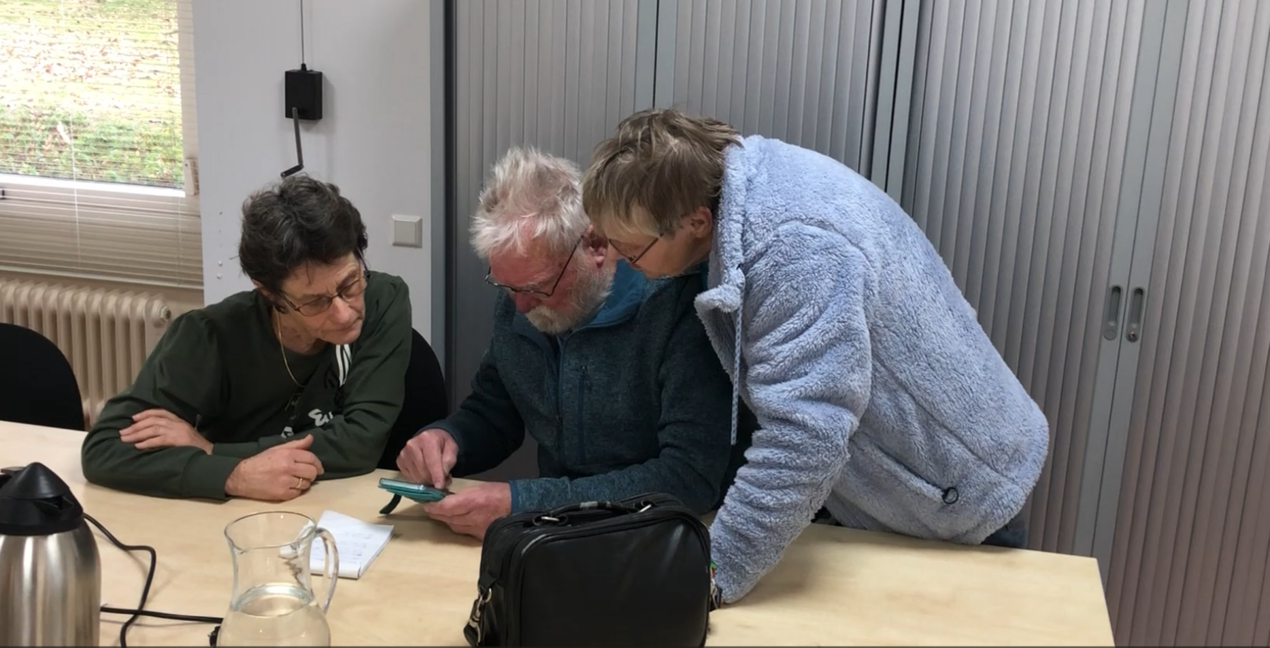 DigiCafé in Serooskerke weet raad bij digitale hoofdbrekens