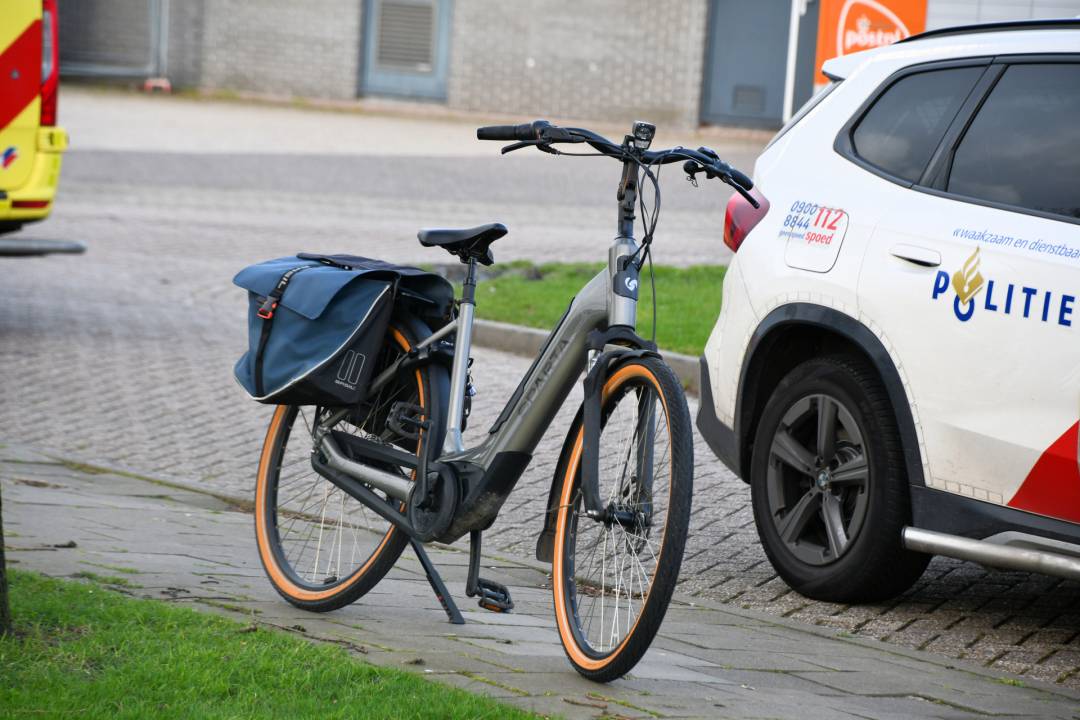Fietser raakt gewond na aanrijding met auto
