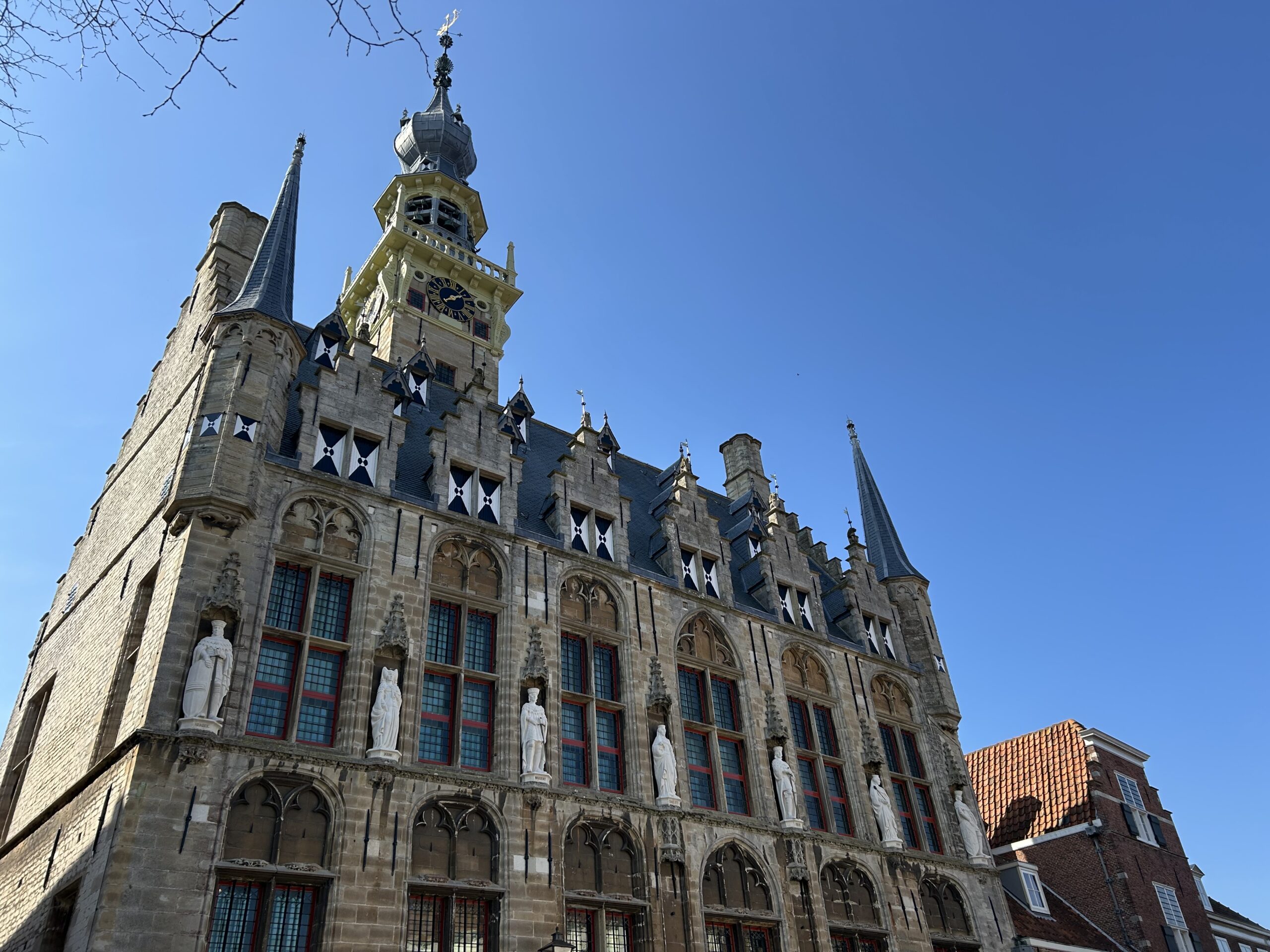 Er zit weer muziek in de stadhuistoren van Veere