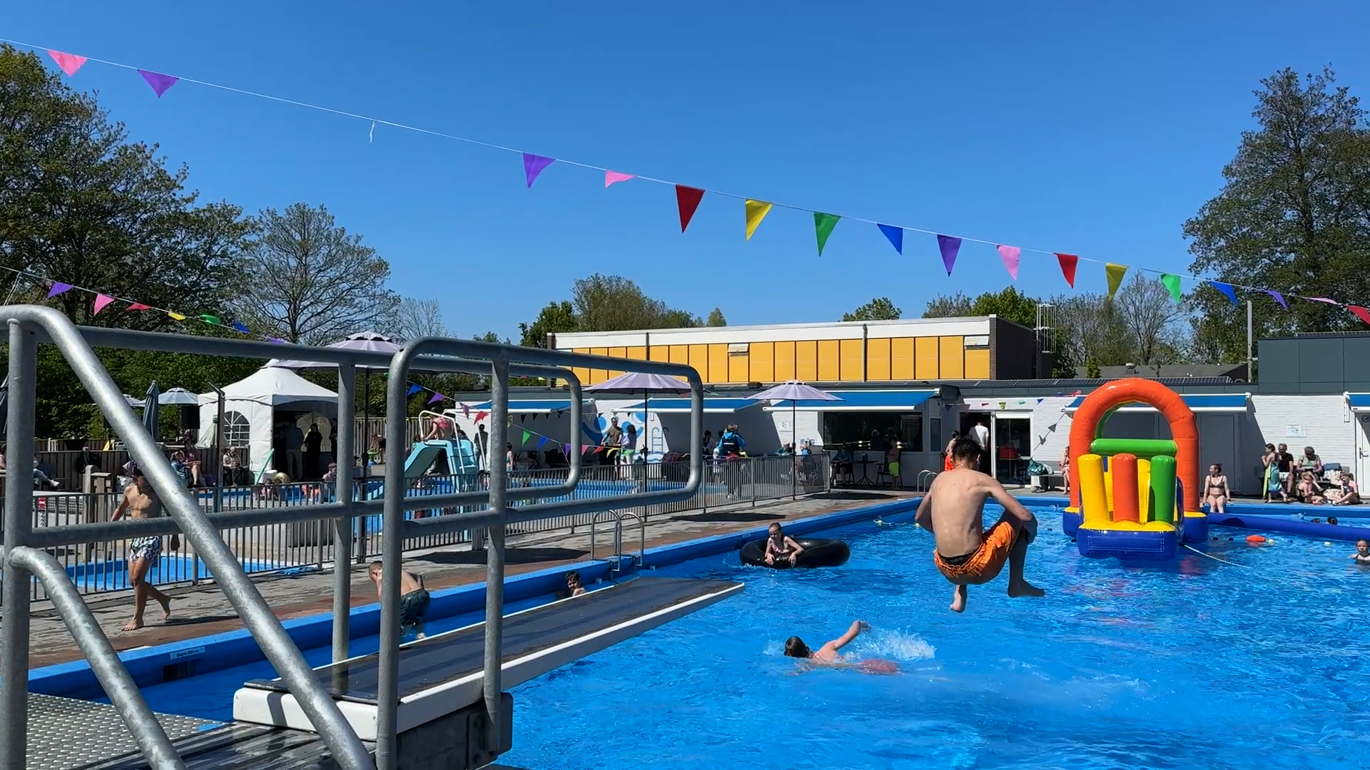 Zwemseizoen gemeente Veere feestelijk geopend