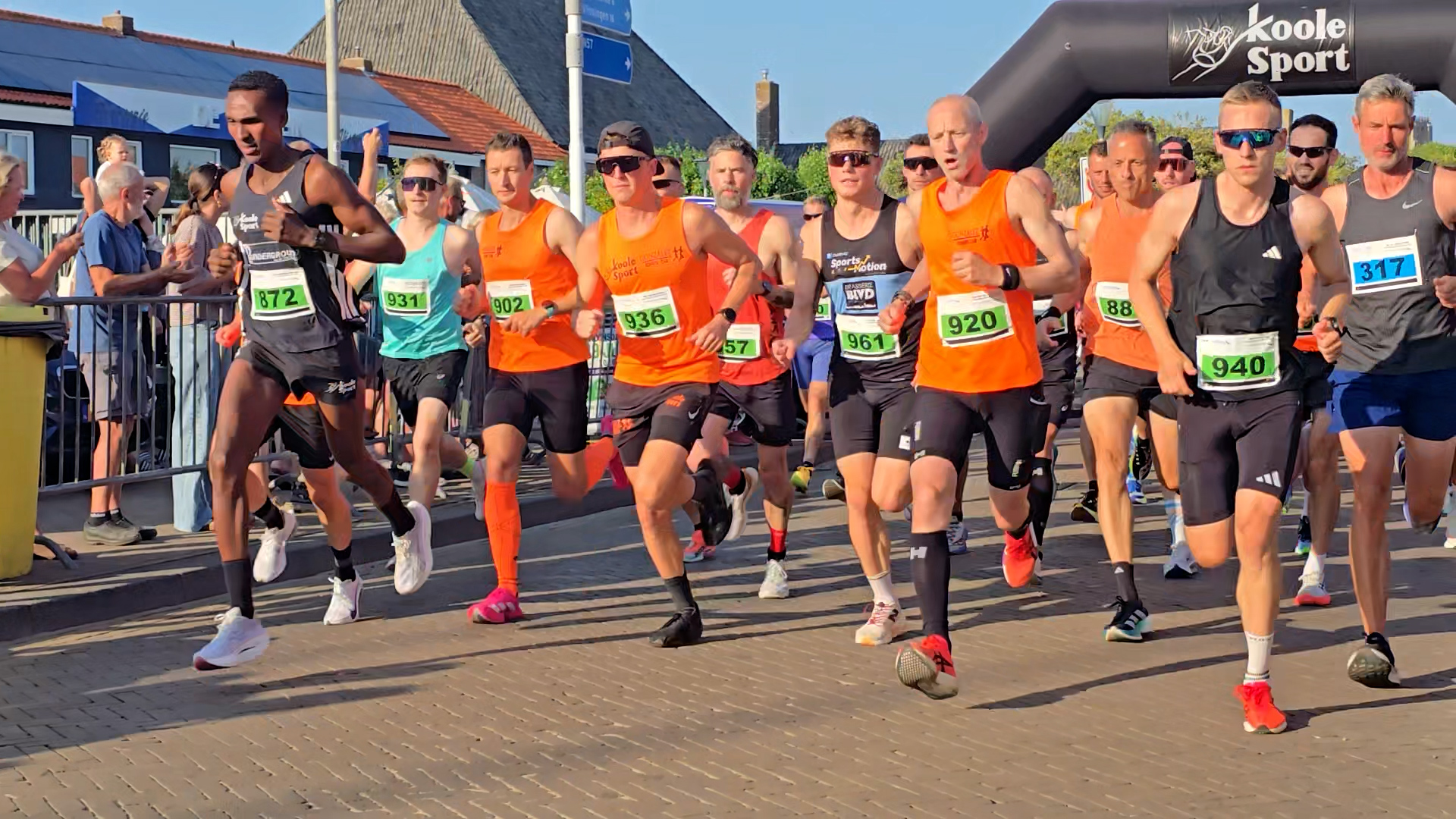Stratenloop Westkapelle trekt veel publiek