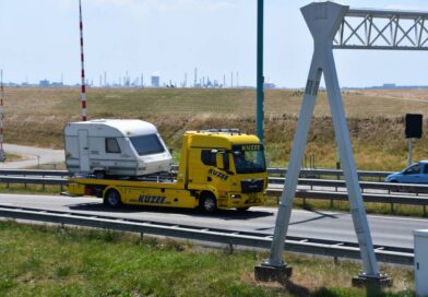 Westerscheldetunnel dicht door brandende caravan