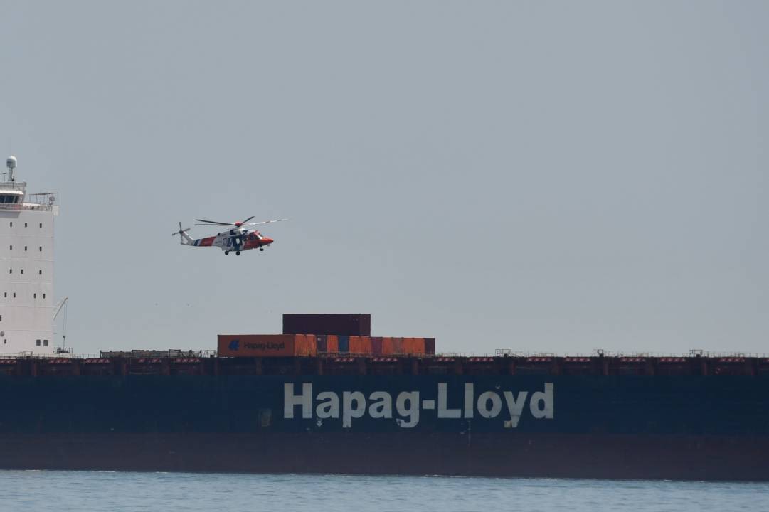 Opvarende vrachtschip overlijdt aan boord