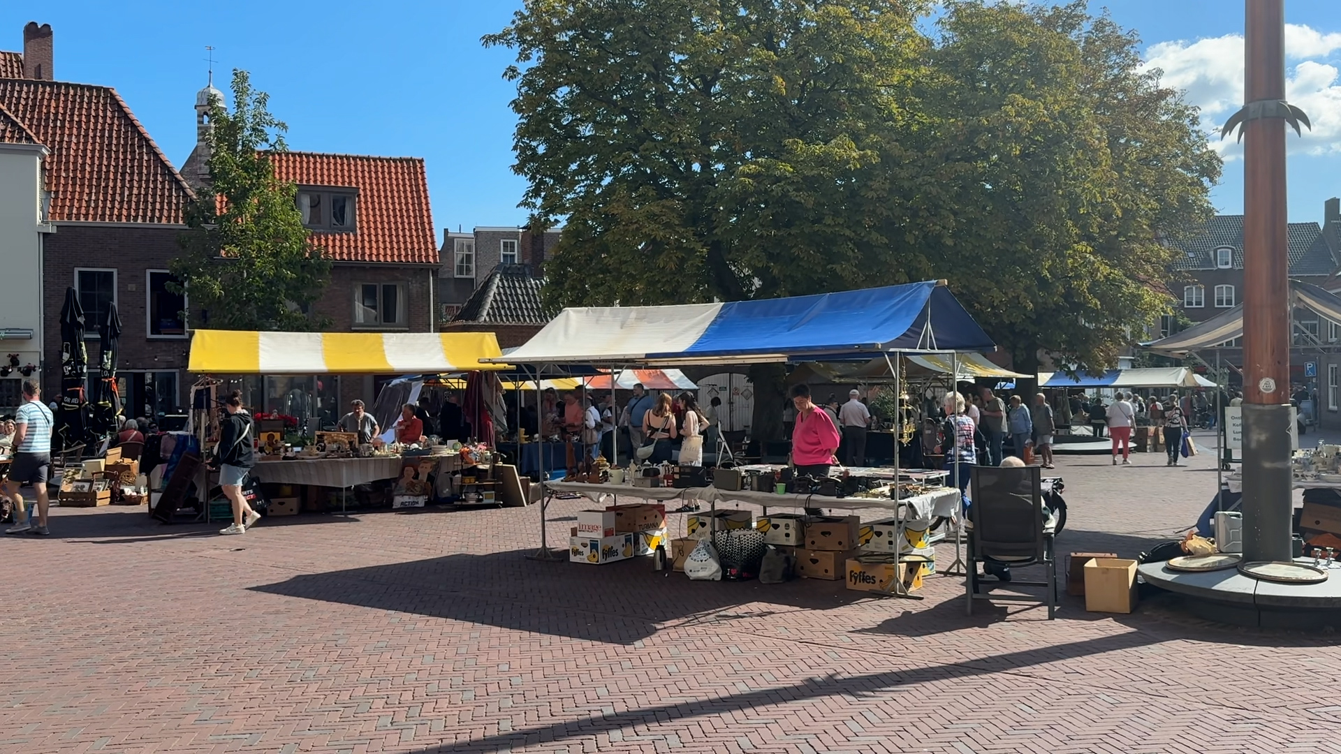 Na jaren stopt Bert met de brocante markt in Middelburg
