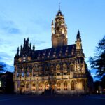 Foto oude stadhuis Middelburg avond