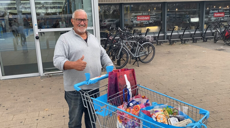 Nauwelijks lege schappen bij AH XL Vlissingen Nauwelijks lege schappen bij AH XL Vlissingen